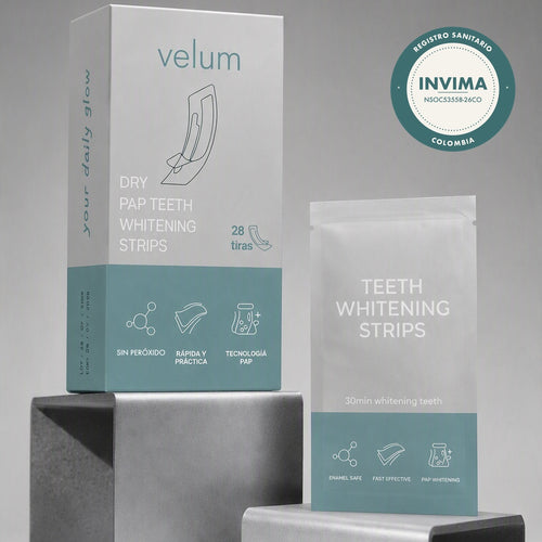 Caja y sachet de tiras blanqueadoras Velum con registro sanitario INVIMA NSOC53558-26CO